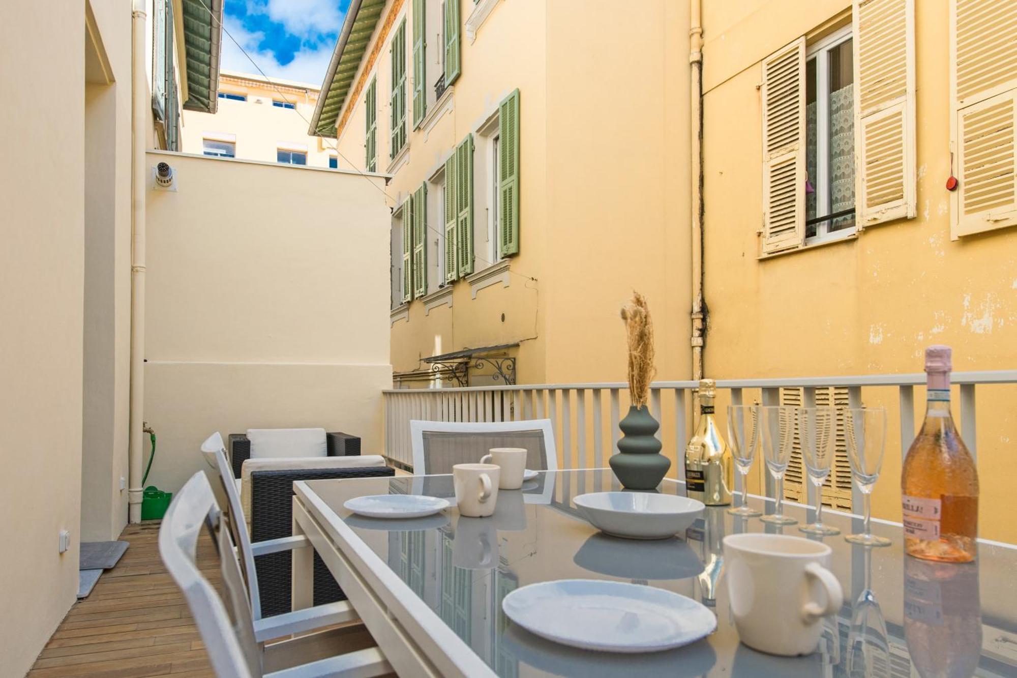 5Mn Monaco - Luxueux Appartement - Bt بوزولي المظهر الخارجي الصورة